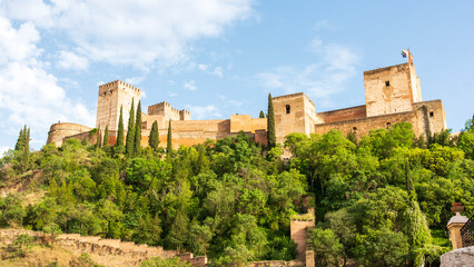 Fototapeta na wymiar Vista de la alcazaba de la Alhambra de granada, España