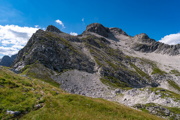 Fototapeta na wymiar Beautiful Hike to the Braunarlspitze Bergenzerwald Lechquellengebirge
