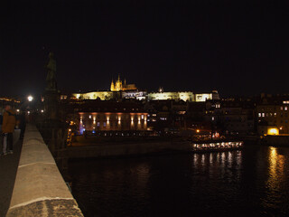 Fototapeta na wymiar Praga è uguale a Parigi in termini di bellezza.