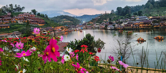 Fototapeta premium Banrakthai village