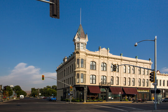 Geiser Grand Hotel and Restaurant building in the Baker City downtown