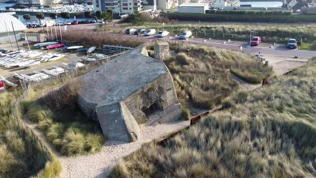 Plages du d&eacute;barquement, seconde guerre mondiale, Juno Beach, Courseulles-sur-Mer, drone, 4K