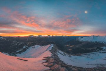 Alpine sunrise on Agrafa mountains	

