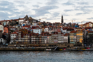 Fototapeta na wymiar The Ribeira do Porto by the Douro River