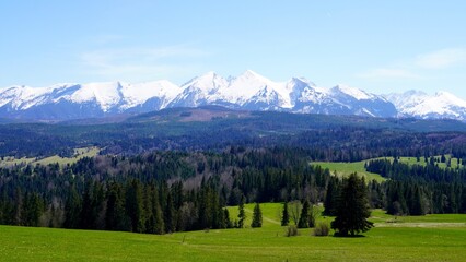 Fototapeta na wymiar Zakopane tatry wysokie panorama gór, góry w śniegu, podróże widoki, zakopane