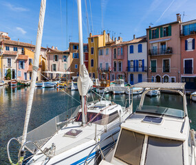 Quartier du miroir aux oiseaux &agrave; Martigues 