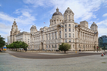 Port of Liverpool Building - 598950141