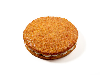 Bee sting cake, light cake with cream filling, with crispy almonds.