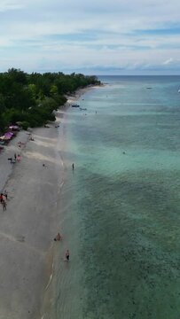 : Gilli Trawangan general beach.