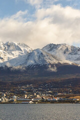 Paisaje de la ciudad de Ushuaia, Tierra del Fuego, Argentina