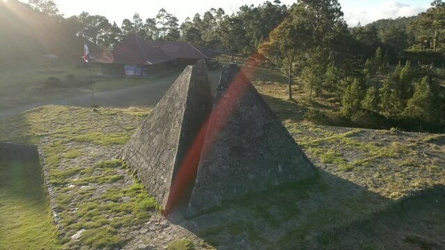 piramide valle nuevo constanza  republica dominicana 