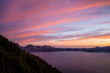 Pink Streaks Light up the Sky Over Crater Lake