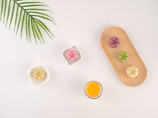 Tea cakes (red beans, mung beans, soybeans), traditional Chinese court cakes, Suzhou snacks (gourmet)