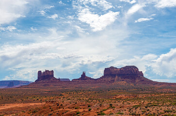 Fototapeta na wymiar Buttes in Monument Valley Navajo Tribal Park, Arizona and Utah, USA.