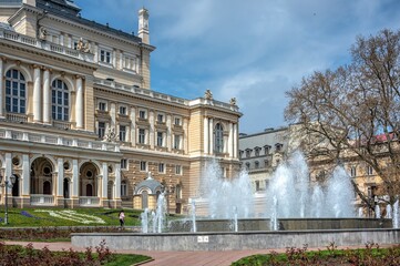 Obraz premium Fountain on the Theater Square in Odessa, Ukraine
