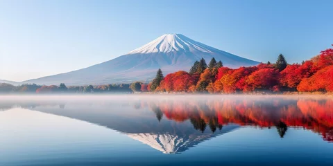 Schilderijen op glas Autumn Magic: Morning Fog Enveloping Mount Fuji at Lake Kawaguchiko © desinko