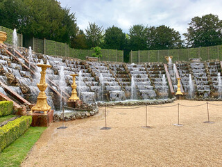 Fontaines dans les jardins du chateau de Versailles en France