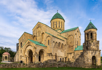Fototapeta na wymiar Bagrati Cathedral and Gelati Monastery (The Cathedral of the Dormition, or the Kutaisi Cathedral),Kutaisi, Imereti, Georgia