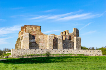 Fototapeta na wymiar ruins of the bishops castle in siewierz