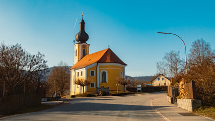 Church on a sunny winter day at Euersdorf, Rattiszell, Bavarian forest, Straubing-Bogen, Bavaria, Germany