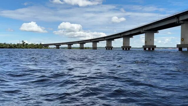 Br&uuml;cke &uuml;ber Rio Negro