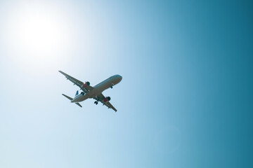 Fototapeta na wymiar Landing of a commercial aircraft