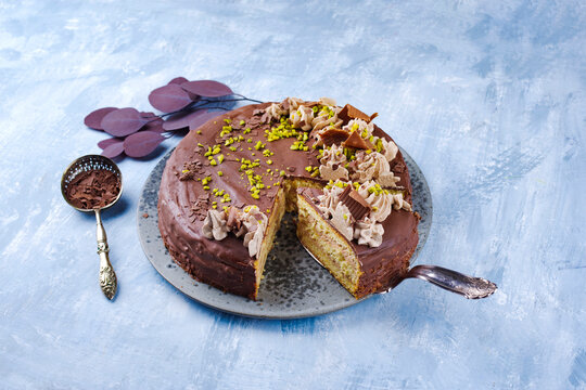 Nougattorte Images – Browse 23 Stock Photos, Vectors, and Video | Adobe ...