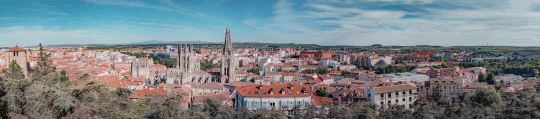 Fototapeta na wymiar panorama of the beautiful city