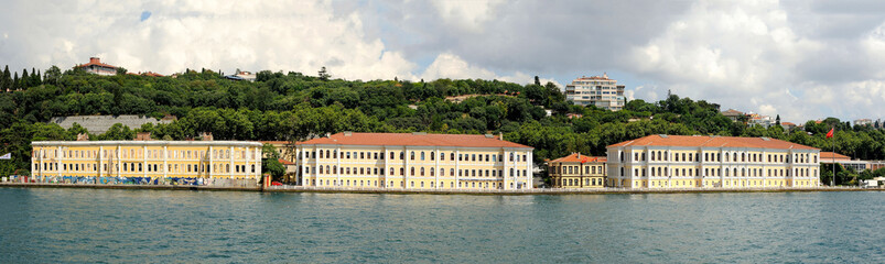 Obraz premium Panaromic view from the Bosphorus towards the historical Ciragan Palace.