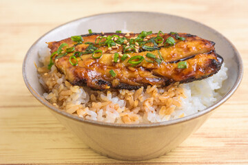 ホッケの蒲焼き丼