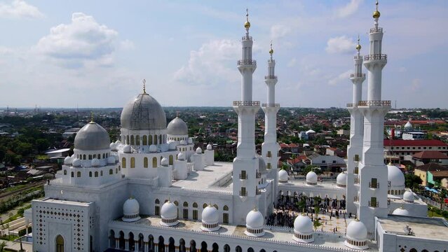 Aerial view of old SHEIKH ZAYED Grand Temple with white facade in Central Java, Indonesia