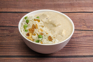 Matar pulao paneer butter bowl