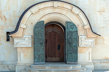 Fototapeta na wymiar Entrance to cathedral of Archangelo-Mikhailovsky Zverinetsky monastery in Kyiv, Ukraine
