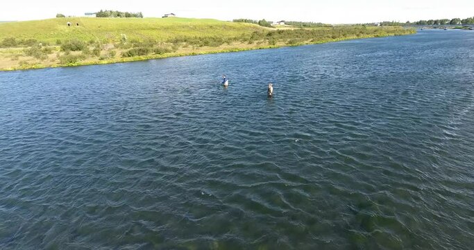 P&ecirc;che de saumon en rivi&egrave;re Islandaise