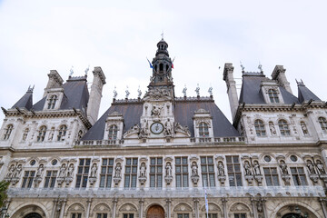 Fototapeta na wymiar City Hall (Hotel de Ville) in Paris, France