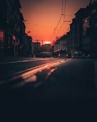 Fototapeta na wymiar Sonnenuntergang über der Straße