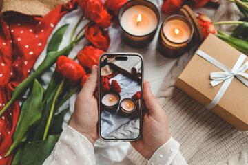 The girl takes a photo on her phone, the aesthetics of summer