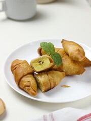 Molen banana is a traditional Indonesian snack, made from processed bananas wrapped in pastry and then deep-fried

