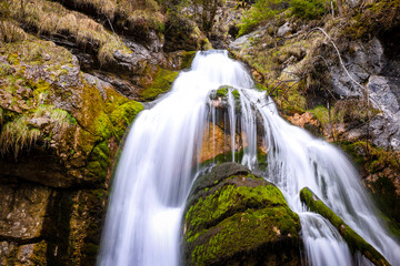 Wasserfall in den Alpen