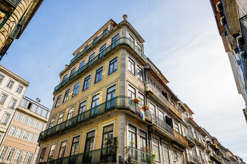 Fototapeta premium Dans les rues de Porto