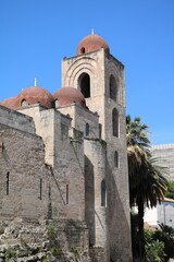 Fototapeta na wymiar Chiesa di San Giovanni degli Eremiti in Palermo, Sicily Italy 