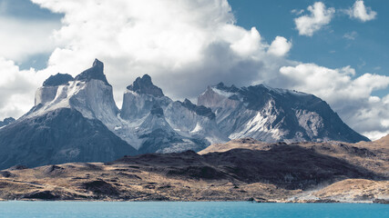 Fototapeta na wymiar Panorámica Torres del Paine
