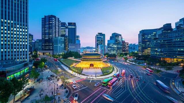 Day to night,Time lapse Traffic. At Sungnyemun Gate in Seoul,South Korea,60fps