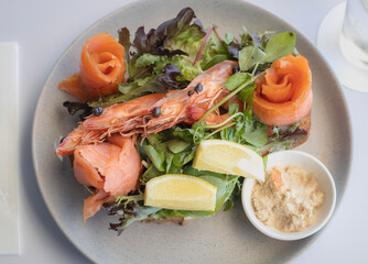 shrimps and salmon with lemon