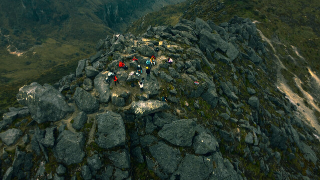 Cumbre Padre Encatado
Integrales de los Pichincha 