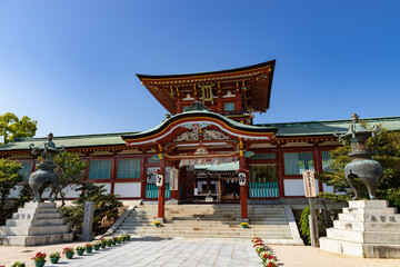 Obraz premium 新緑の防府天満宮 山口県防府市