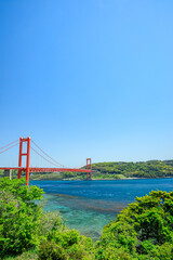 春の平戸島から見た平戸大橋　長崎県平戸市　Hirado Bridge seen from Hirado Island in spring. Nagasaki Pref, Hirado city.