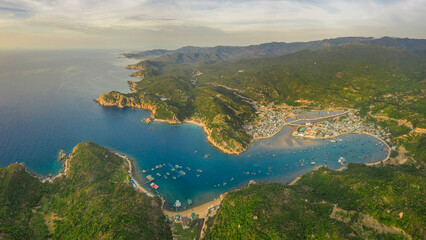 Obraz premium Vinh Hy bay, Nui Chua national park, Ninh Thuan, Vietnam