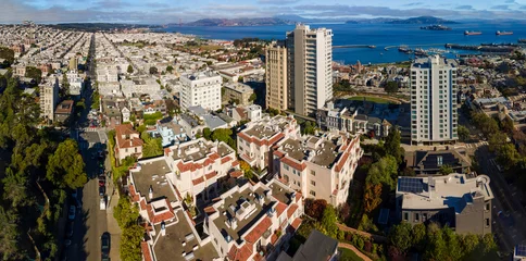 Foto auf Alu-Dibond San Francisco city view from top during summer time at the area of the Russian Hill district © Wolfgang Hauke