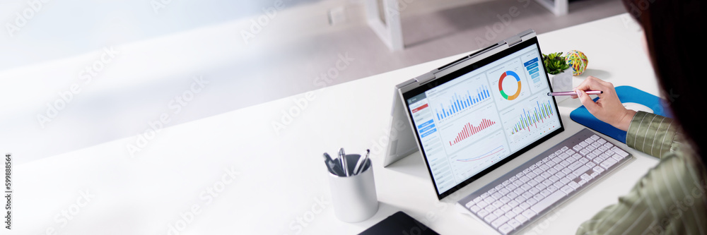 Fototapete Analyzing Data Graph And Dashboard